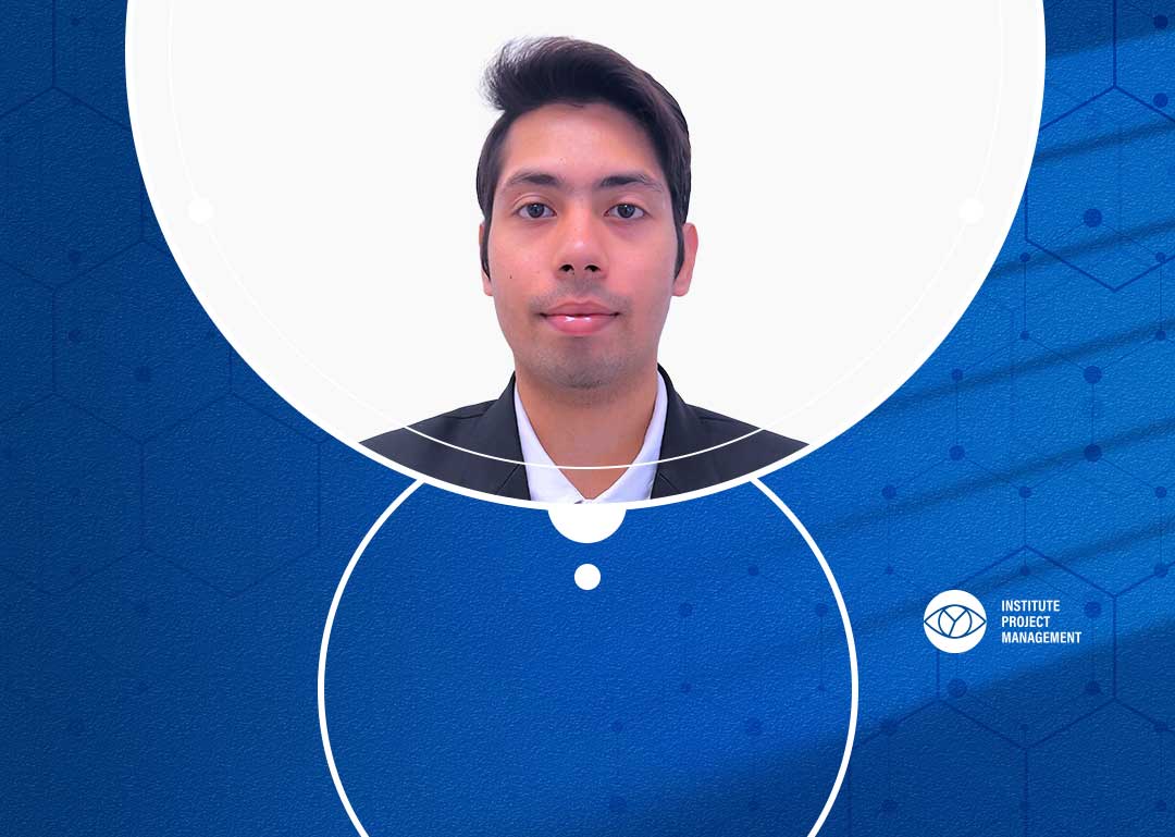 Advancing Project Management with AI-Driven Data Analytics 